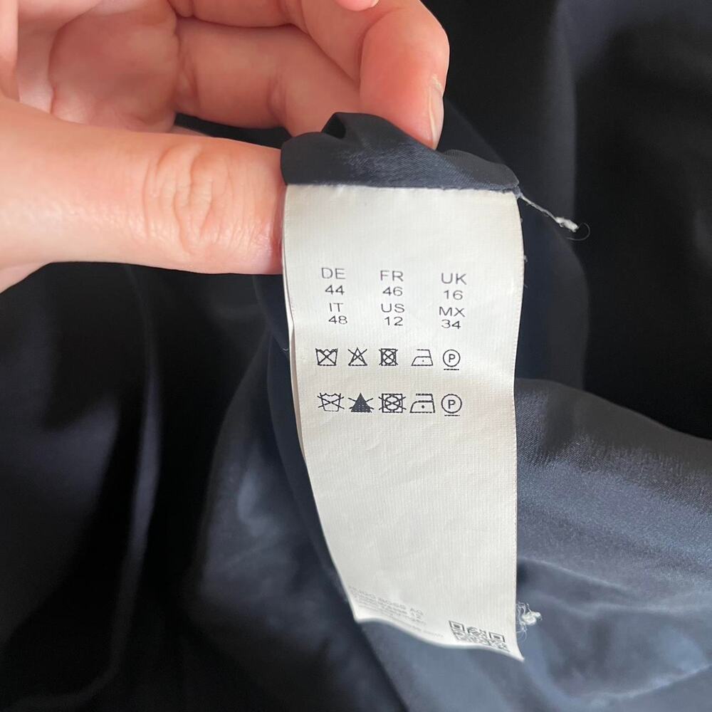 Navy hugo boss womens blazer - Picture 7 of 7